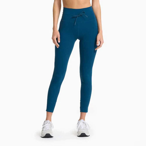Vuori - A brand-new perspective on leggings —The Daily
